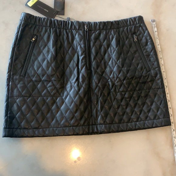 BCBG Maxazri moto skirt with zippered pockets - Picture 1 of 4